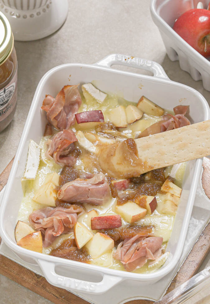 Apple Butter Brie Dip